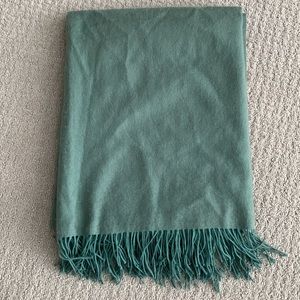Vintage Hilltop Brand Cashmere/Wool Throw with fringes